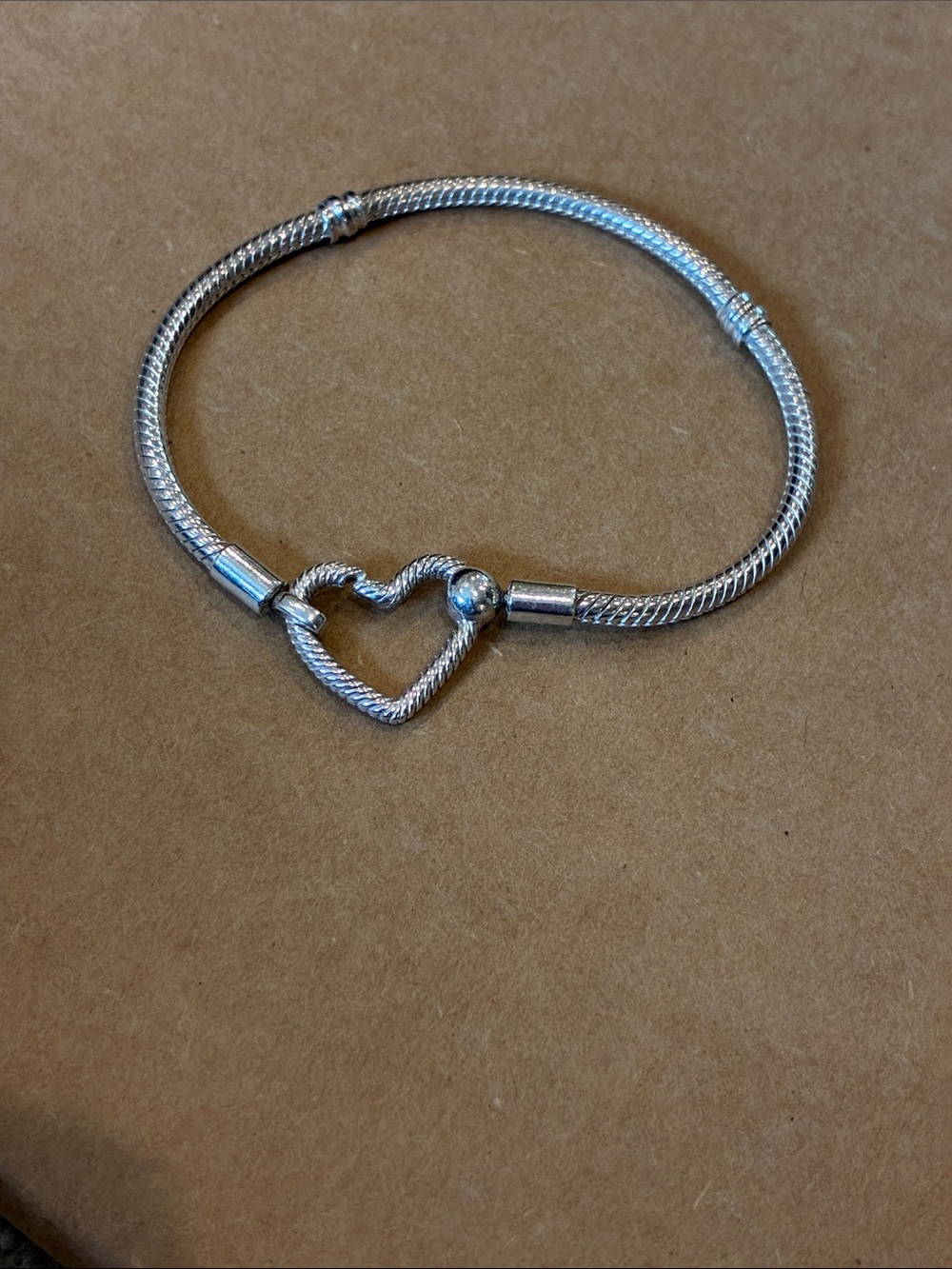 Pandora Moments Heart Closure Snake Chain Bracelet 7” Sterling Silver